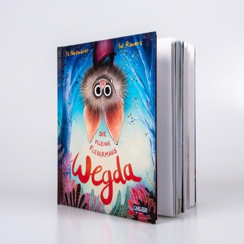 Buchcover und Innenansicht für das Buch: Die kleine Fledermaus Wegda