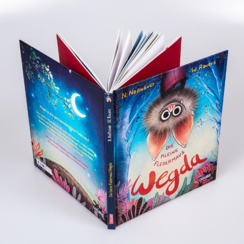 Buchcover und Innenansicht für das Buch: Die kleine Fledermaus Wegda