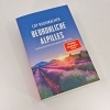 Buchcover und Innenansicht für das Buch: Bedrohliche Alpilles