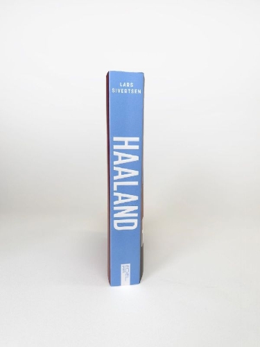 Buchcover und Innenansicht für das Buch: Haaland. Die Biografie