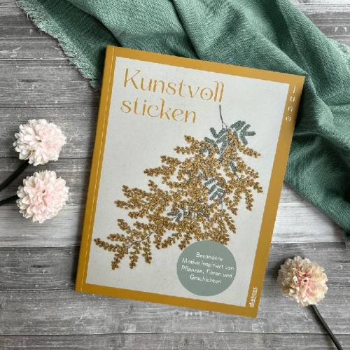 Buchcover und Innenansicht für das Buch: Kunstvoll sticken