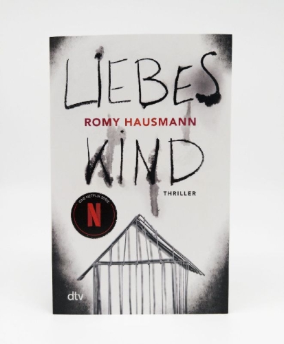 Buchcover und Innenansicht für das Buch: Liebes Kind
