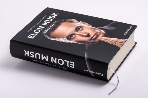 Buchcover und Innenansicht für das Buch: Elon Musk