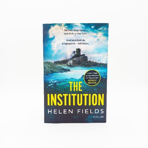 Buchcover und Innenansicht für das Buch: The Institution