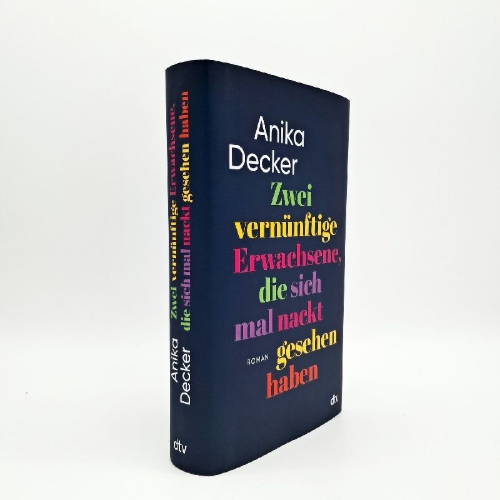Buchcover und Innenansicht für das Buch: Zwei vernünftige Erwachsene, die sich mal nackt gesehen haben