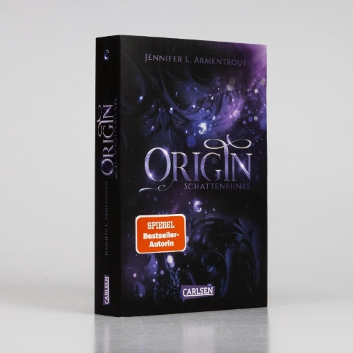 Buchcover und Innenansicht für das Buch: Origin. A Lux Novel. Book Four