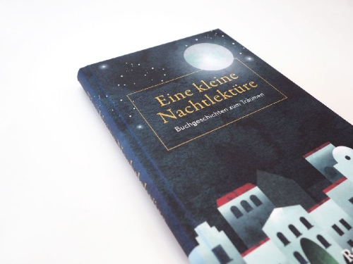 Buchcover und Innenansicht für das Buch: Eine kleine Nachtlektüre. Buchgeschichten zum Träumen