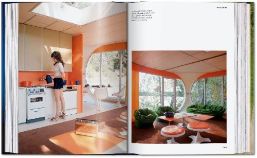 Buchcover und Innenansicht für das Buch: Prefab Houses