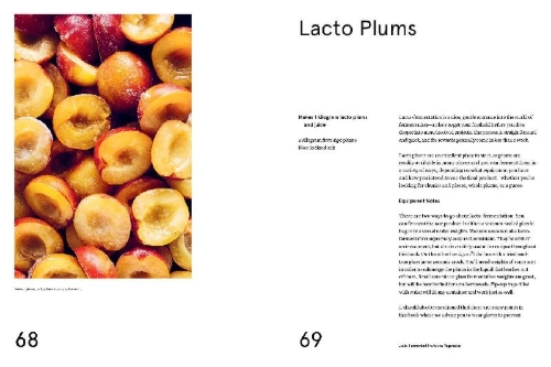 Buchcover und Innenansicht für das Buch: Foundations of Flavor: The Noma Guide to Fermentation