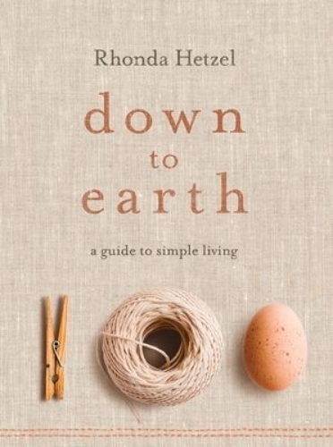 Buchcover und Innenansicht für das Buch: Down to Earth