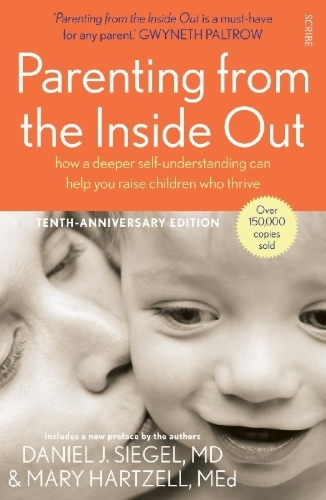 Buchcover und Innenansicht für das Buch: Parenting from the Inside Out