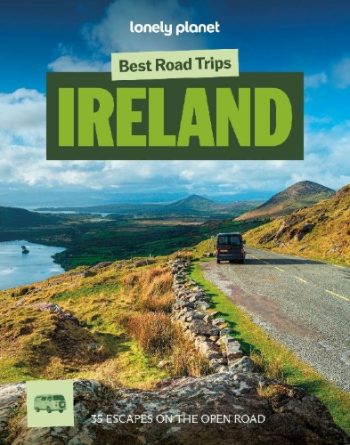Buchcover und Innenansicht für das Buch: Lonely Planet Best Road Trips Ireland