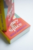 Buchcover und Innenansicht für das Buch: Honey & Spice