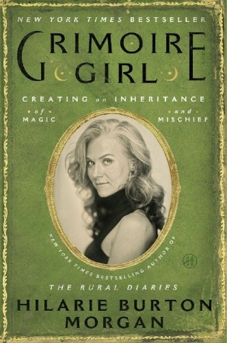 Buchcover und Innenansicht für das Buch: Grimoire Girl